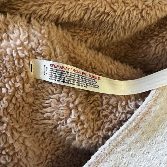 Free People Intimately Warmer Than You Oversized Faux Shearling Pink Hoodie S‎ - Picture 5 of 7